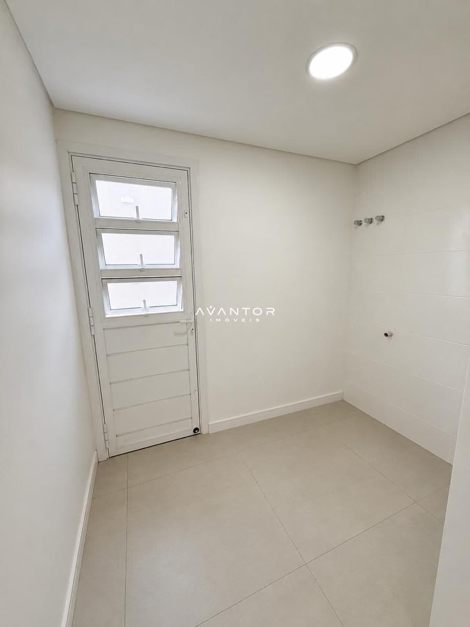 Área de Serviço — Casa com 3 quartos à venda em Camobi, Santa Maria/RS