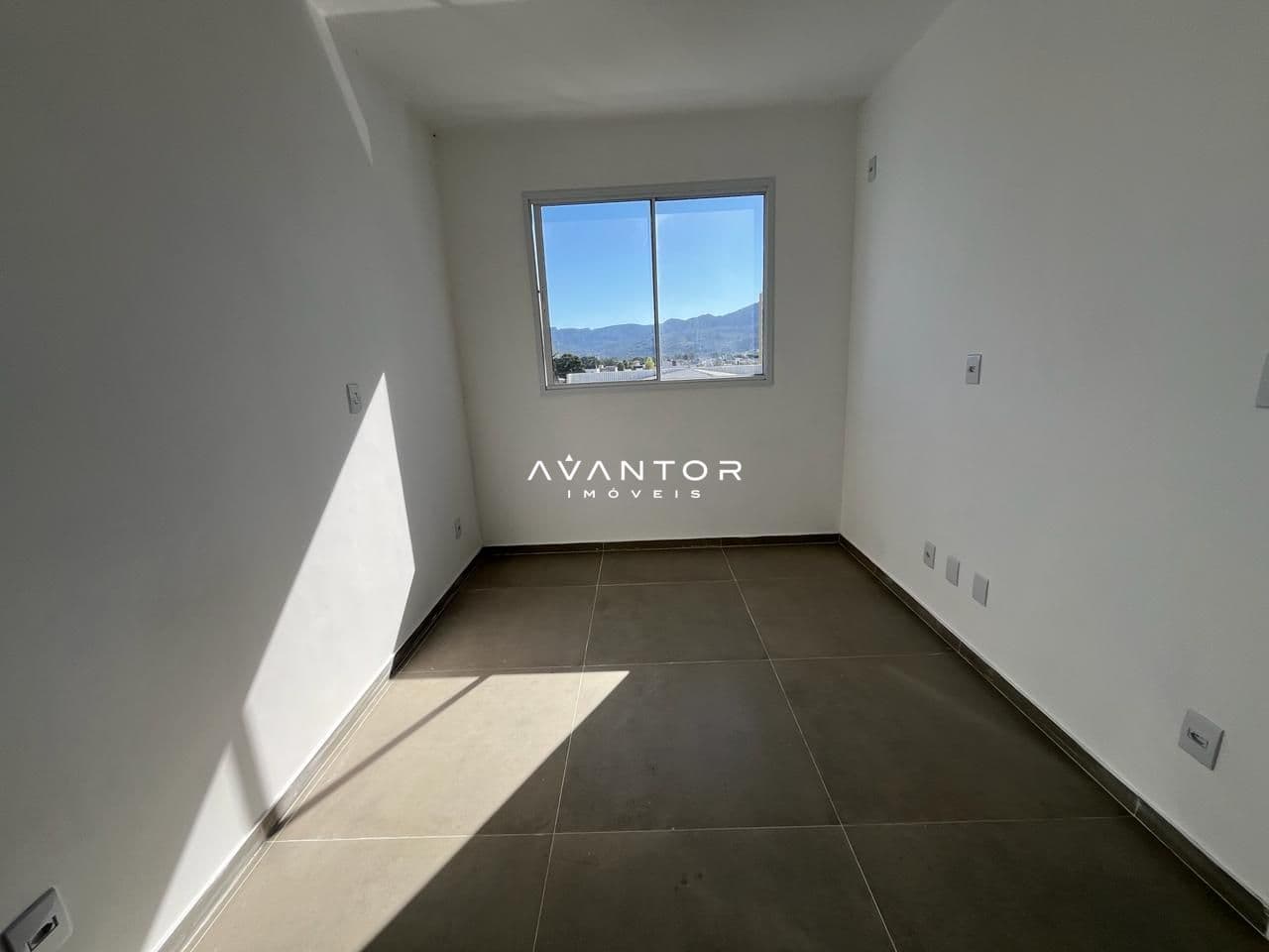 Apartamento com 2 quartos para alugar no Residencial Vô Nelci, em Camobi, Santa Maria/RS — foto 5 de 8