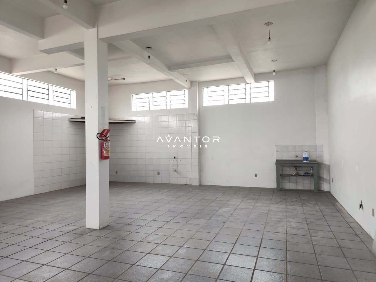 Loja com 1 sala para alugar em Uglione, Santa Maria/RS — foto 7 de 14