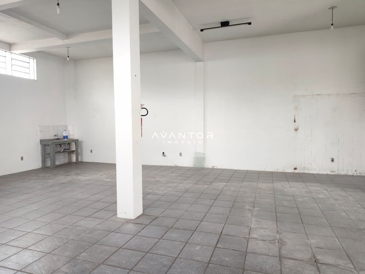 Loja com 1 sala para alugar em Uglione, Santa Maria/RS — foto 10 de 14