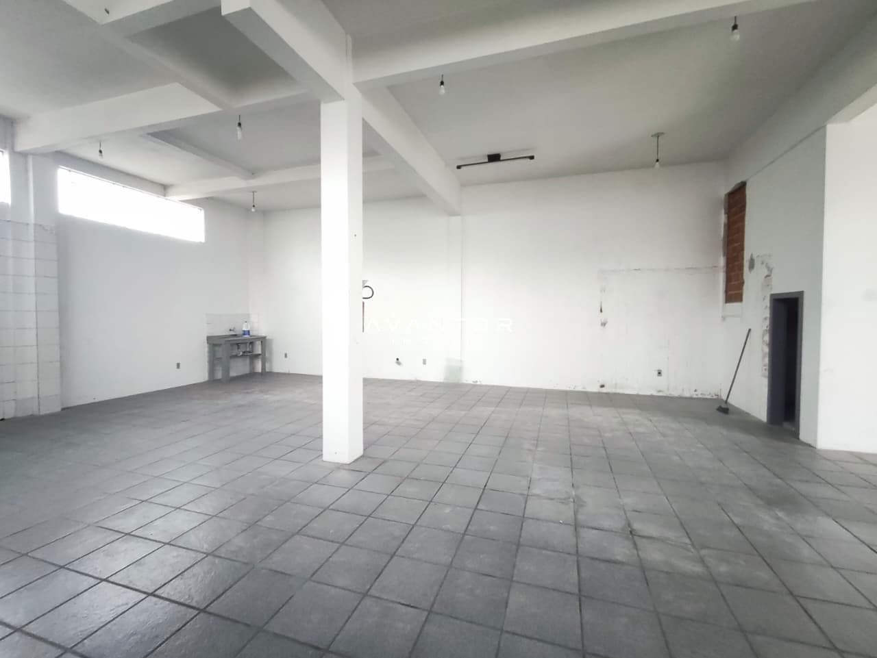 Loja com 1 sala para alugar em Uglione, Santa Maria/RS — foto 11 de 14