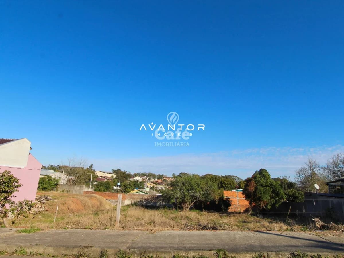 Terreno com vista para área residencial — Terreno à venda em Urlândia, Santa Maria/RS