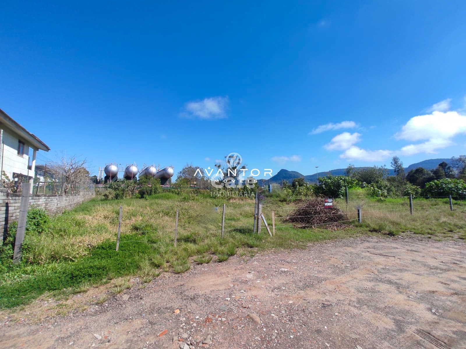 Amplo terreno com 768 m² de área em ótima localização em Pé de Plátano — Terreno à venda em Pé de Plátano, Santa Maria/RS
