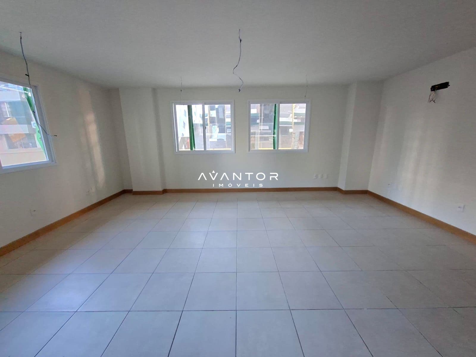 Sala Comercial com 1 sala à venda no Residencial Espírito Santo, em Centro, Santa Maria/RS — foto 4 de 9