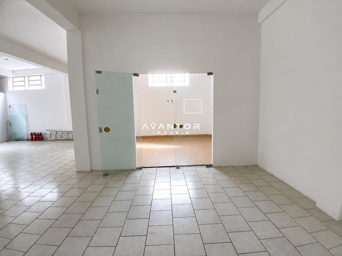 Loja com 2 salas para alugar em Nossa Senhora Medianeira, Santa Maria/RS — foto 4 de 8