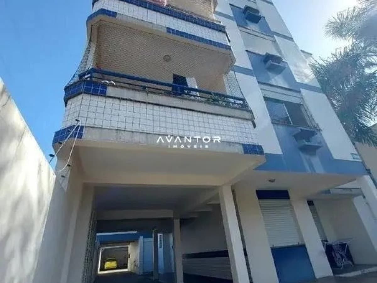 Fachada do prédio com sacadas — Edifício Veneto, Camobi, Santa Maria/RS