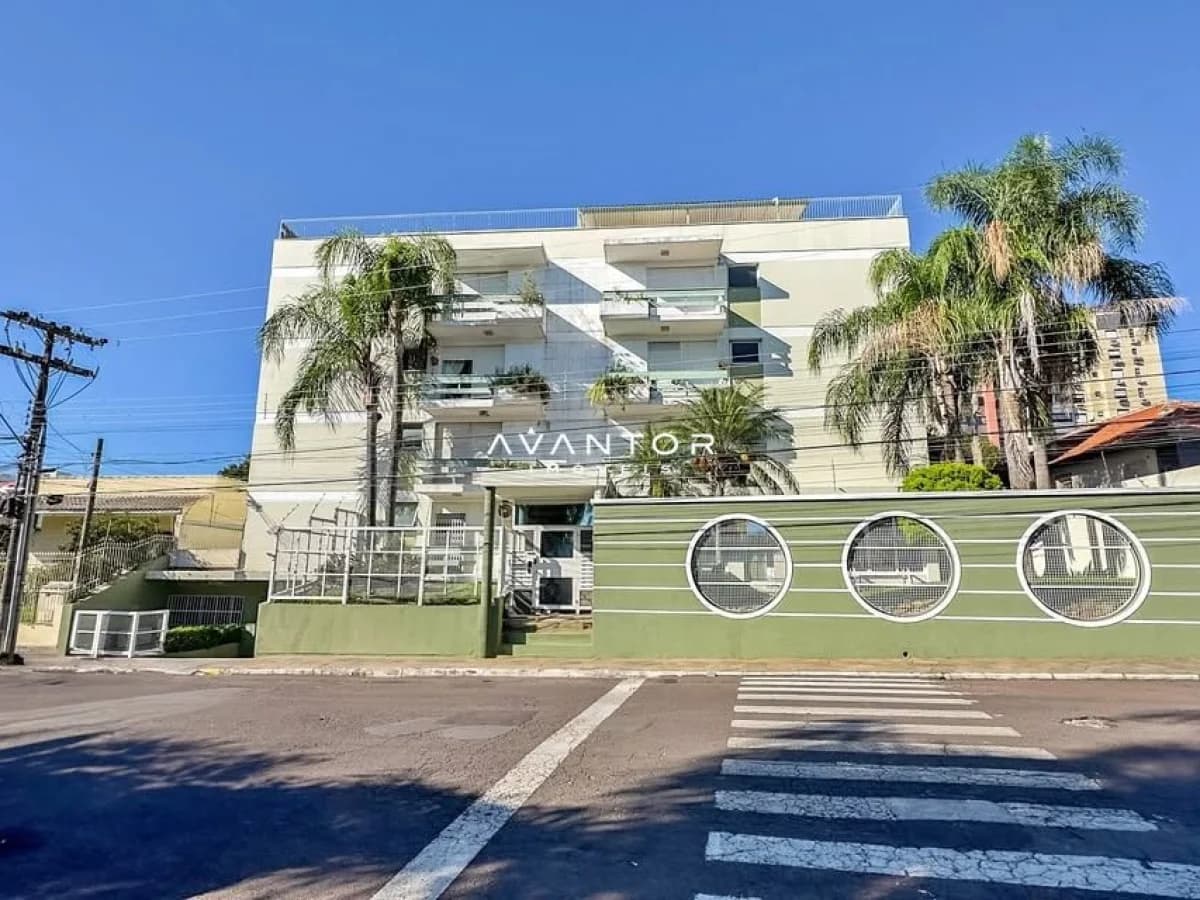 Fachada do prédio com sacadas — Edifício Perola, Nossa Senhora de Fátima, Santa Maria/RS