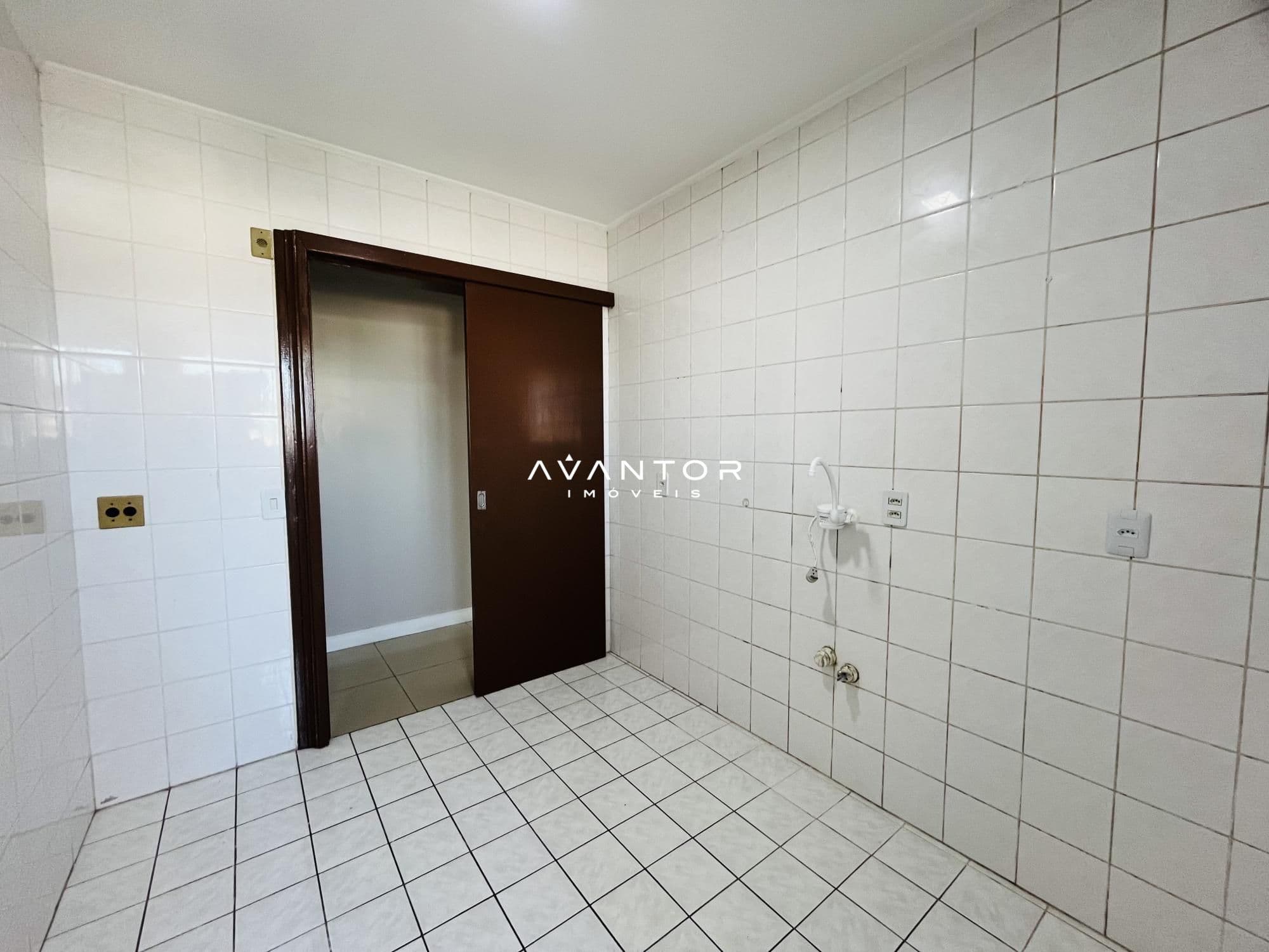 Apartamento com 3 quartos à venda no Edifício Torres Britânicas, em Nossa Senhora de Lourdes, Santa Maria/RS — foto 8 de 15