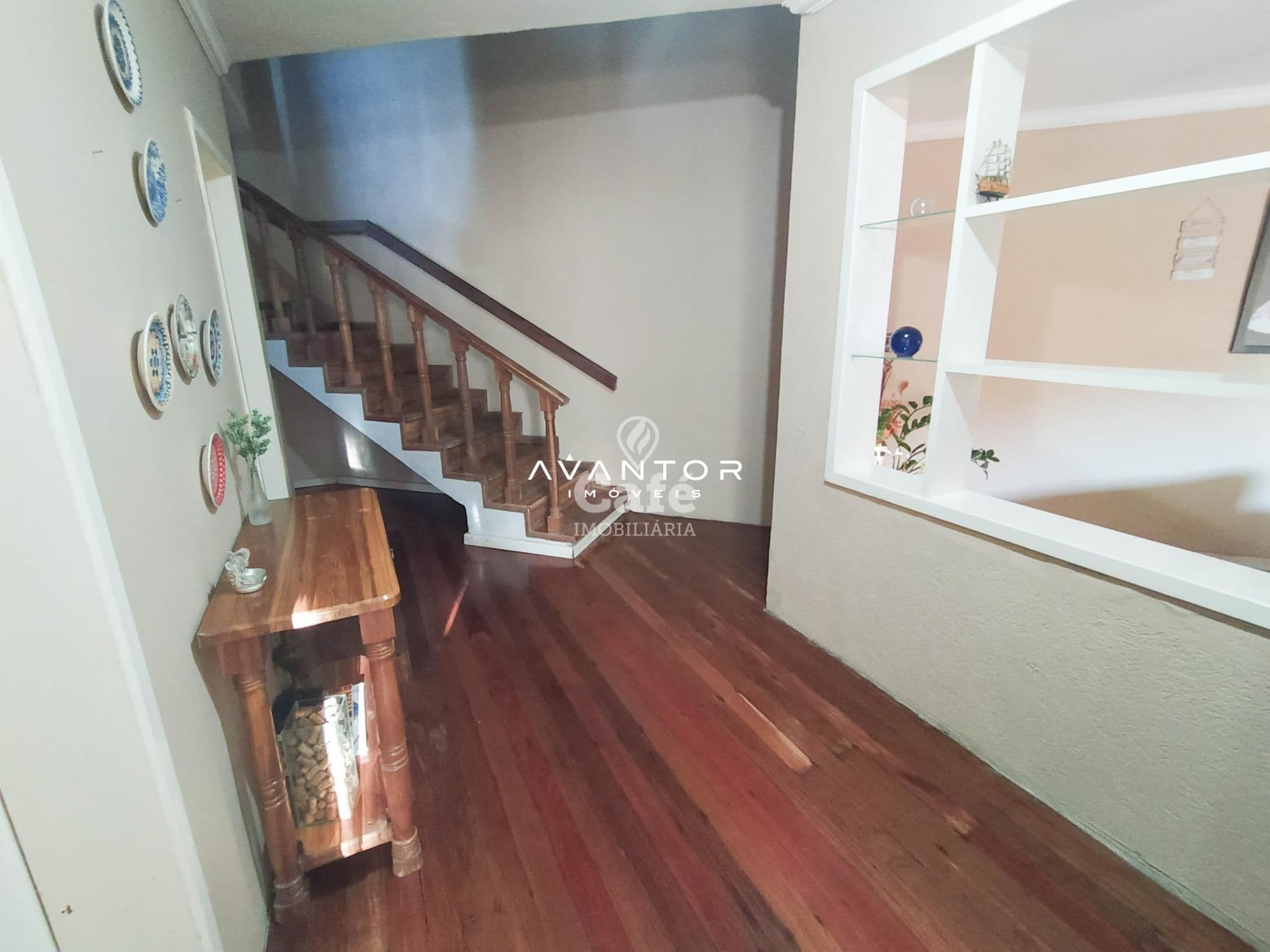 Casa, 4 Dormitórios, 1 Suíte, 3 Banheiros, 2 Vagas, Pátio, Salão De Festas, Churrasqueira — Casa com 4 quartos à venda em Dom Antônio Reis, Santa Maria/RS