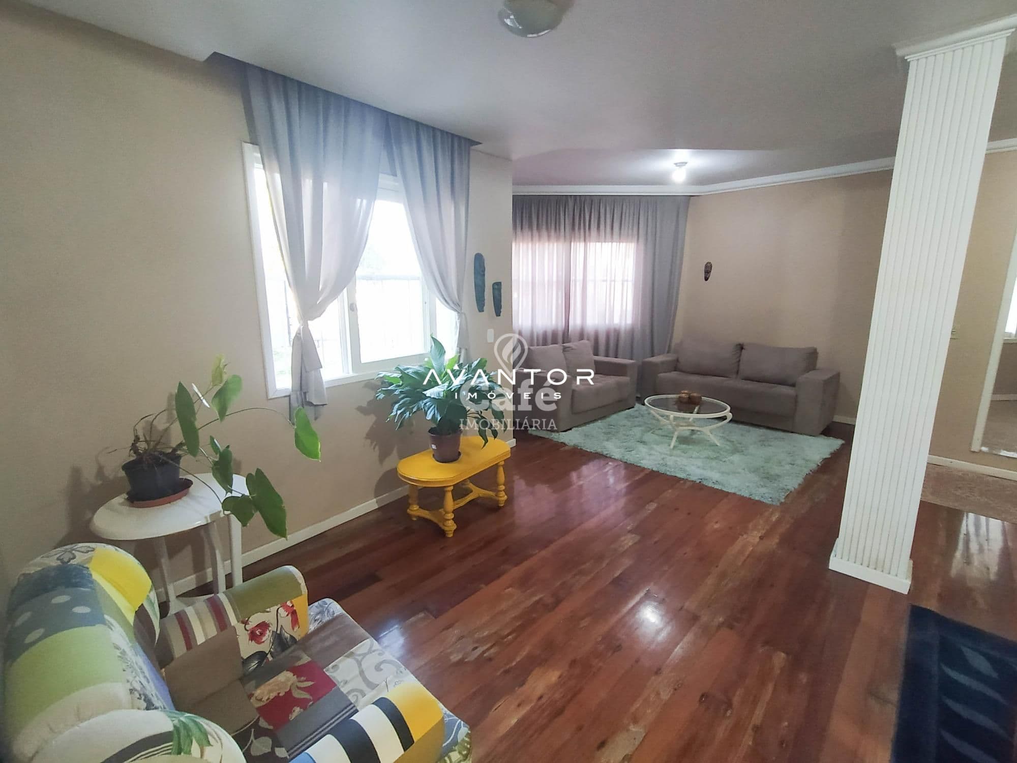 Casa, 4 Dormitórios, 1 Suíte, 3 Banheiros, 2 Vagas, Pátio, Salão De Festas, Churrasqueira — Casa com 4 quartos à venda em Dom Antônio Reis, Santa Maria/RS
