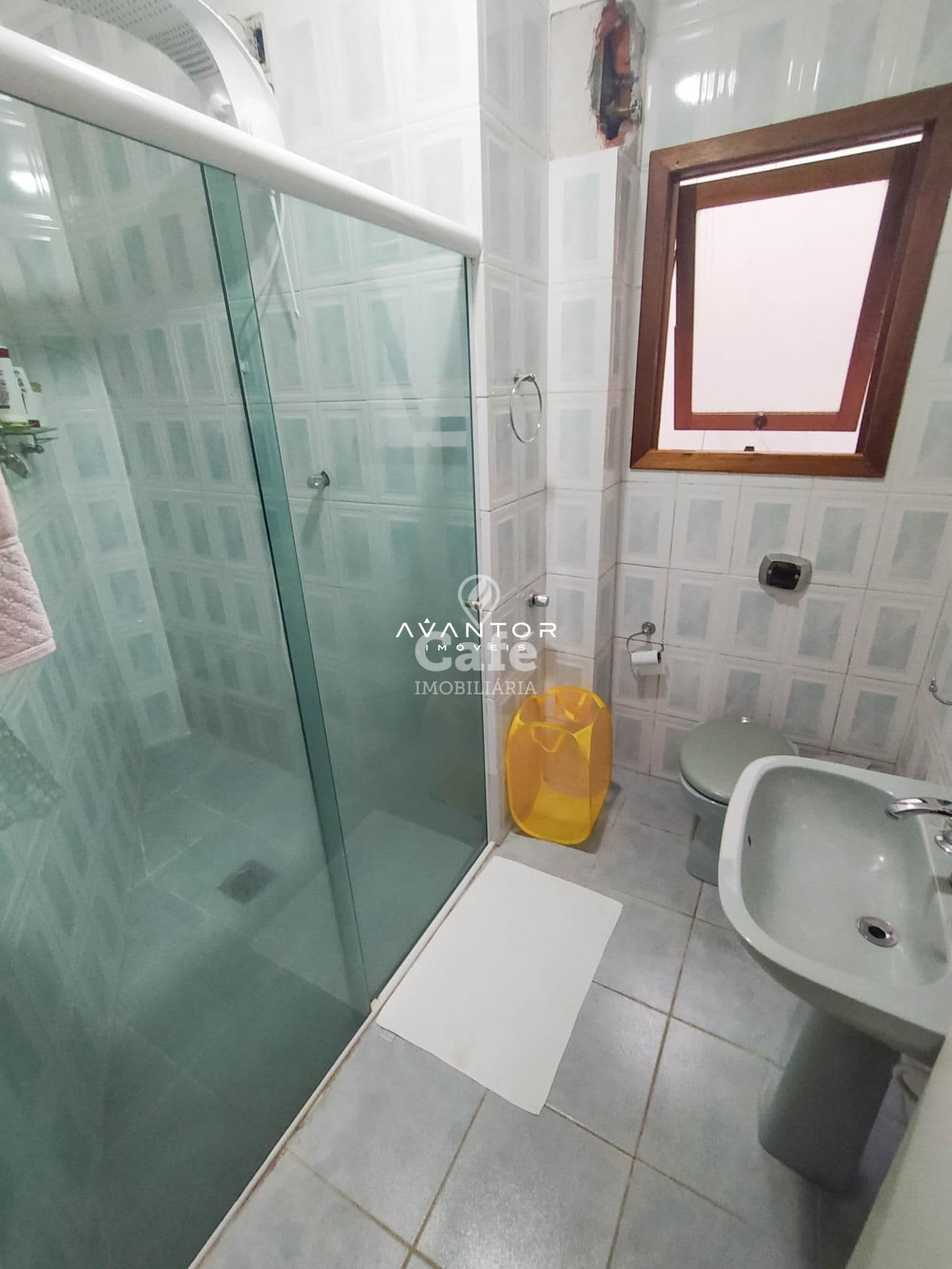 Casa, 4 Dormitórios, 1 Suíte, 3 Banheiros, 2 Vagas, Pátio, Salão De Festas, Churrasqueira — Casa com 4 quartos à venda em Dom Antônio Reis, Santa Maria/RS