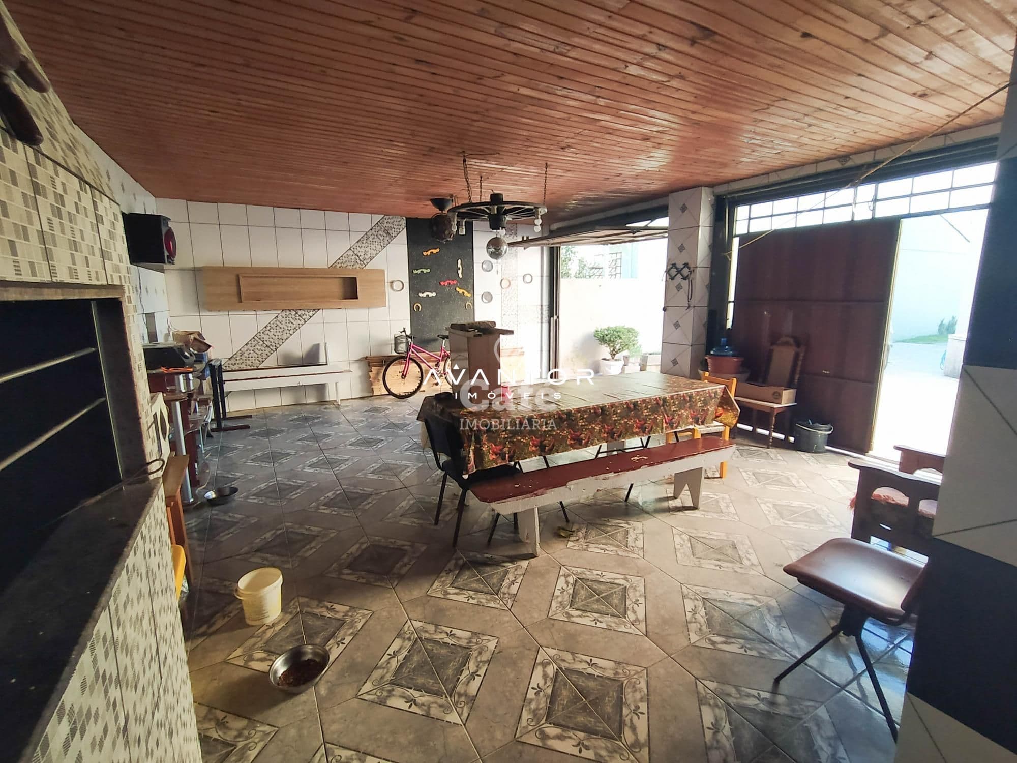 Casa, 4 Dormitórios, 1 Suíte, 3 Banheiros, 2 Vagas, Pátio, Salão De Festas, Churrasqueira — Casa com 4 quartos à venda em Dom Antônio Reis, Santa Maria/RS