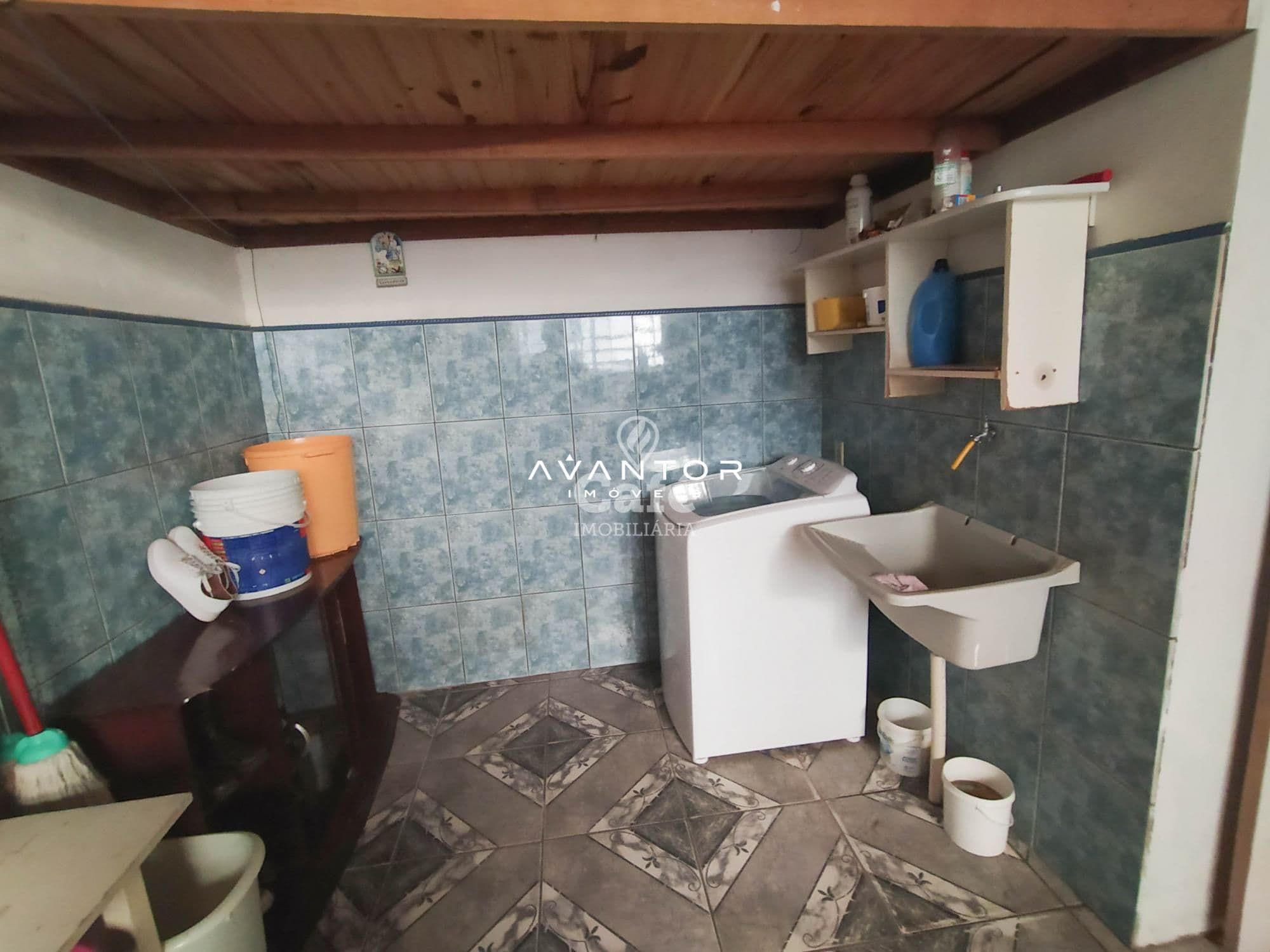 Casa, 4 Dormitórios, 1 Suíte, 3 Banheiros, 2 Vagas, Pátio, Salão De Festas, Churrasqueira — Casa com 4 quartos à venda em Dom Antônio Reis, Santa Maria/RS