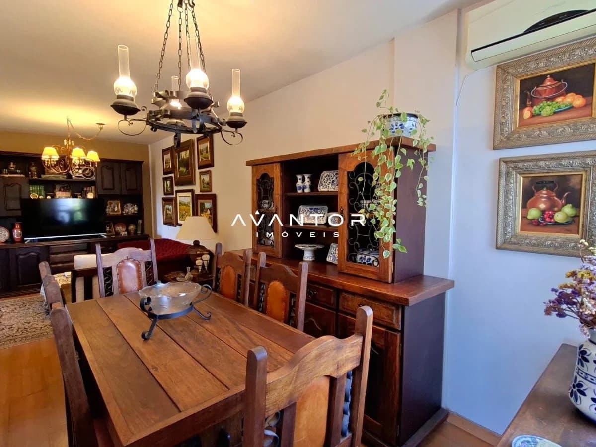 Sala de jantar integrada à sala de estar — Residencial Maria Neusa, Nossa Senhora Medianeira, Santa Maria/RS
