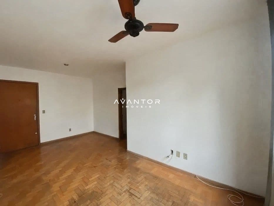 Apartamento com 2 quartos para alugar no Edifício Sentinela, em Nossa Senhora de Fátima, Santa Maria/RS — foto 3 de 10