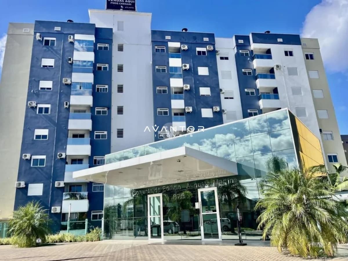 Fachada do prédio com hall de entrada — Apartamento com 3 quartos à venda em Uglione, Santa Maria/RS