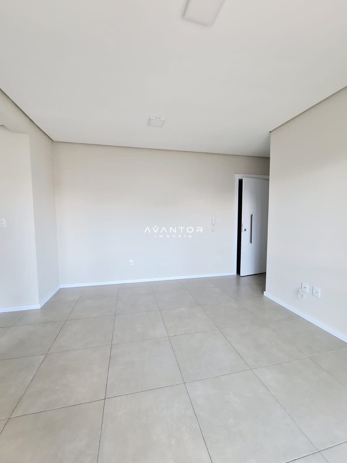 Apartamento com 2 quartos à venda no Residencial Maria Flor, em Camobi, Santa Maria/RS — foto 3 de 17