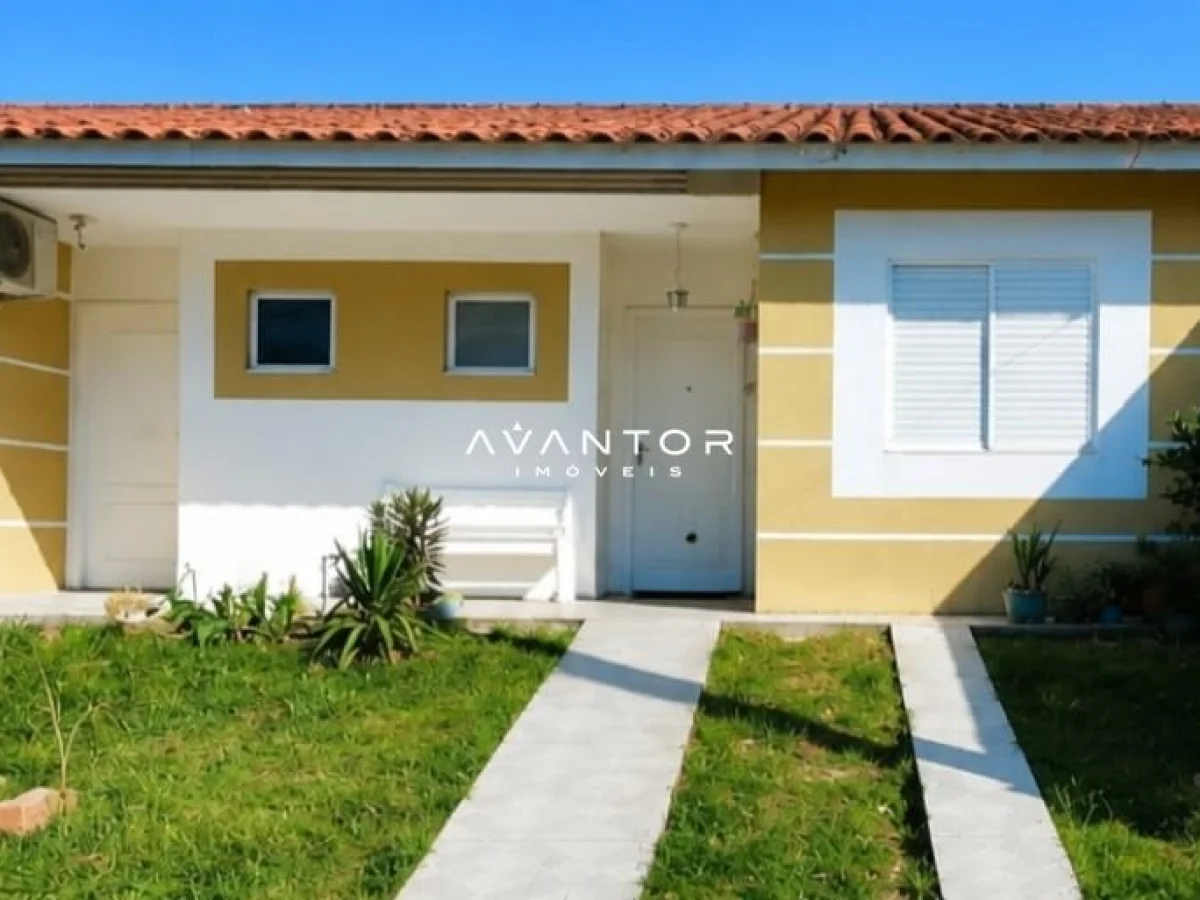Fachada da casa com garagem — Condomínio Moradas Santa Maria, Cerrito, Santa Maria/RS