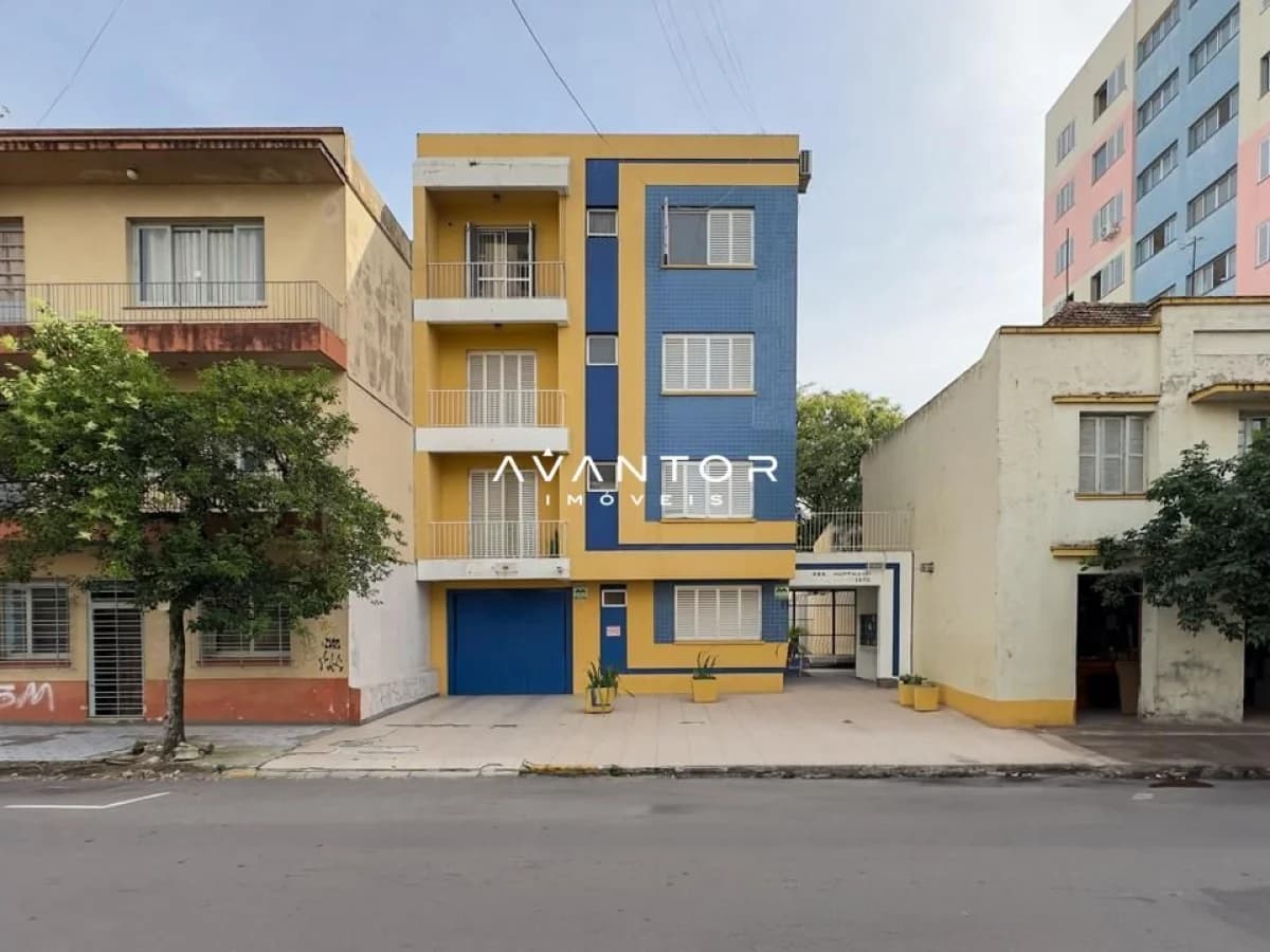 Fachada do prédio com garagem — Apartamento com 3 quartos à venda no Residencial Hoffmann, em Centro, Santa Maria/RS