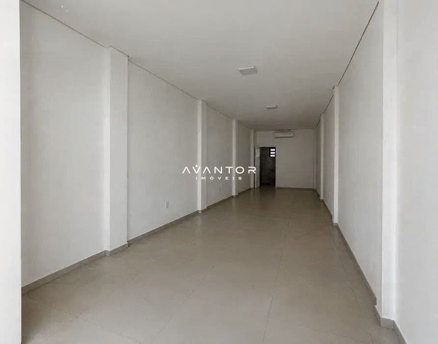 Sala Comercial com 1 sala para alugar em Tancredo Neves, Santa Maria/RS — foto 2 de 4