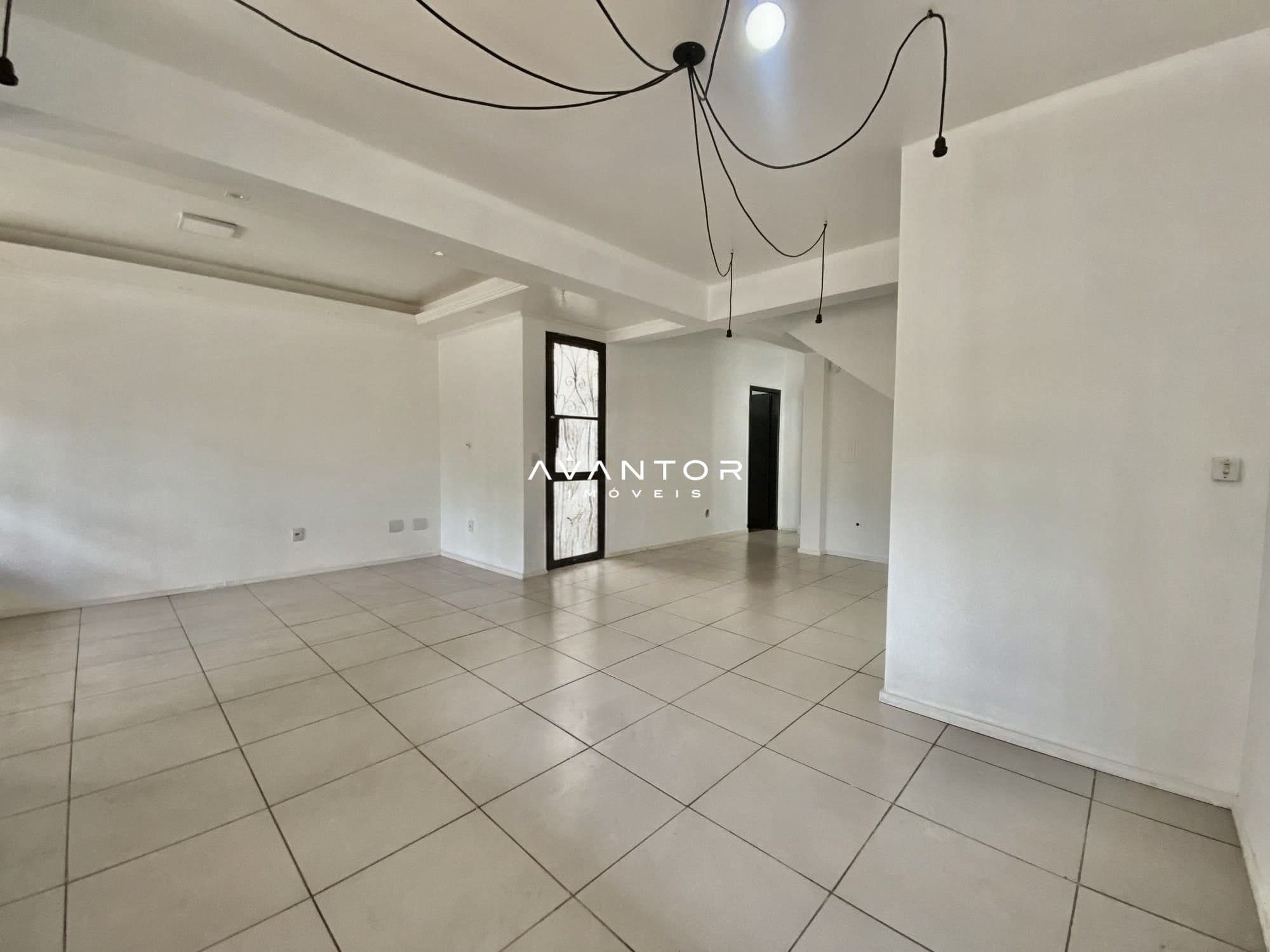 Casa Comercial com 3 salas para alugar em Nossa Senhora de Fátima, Santa Maria/RS — foto 5 de 11