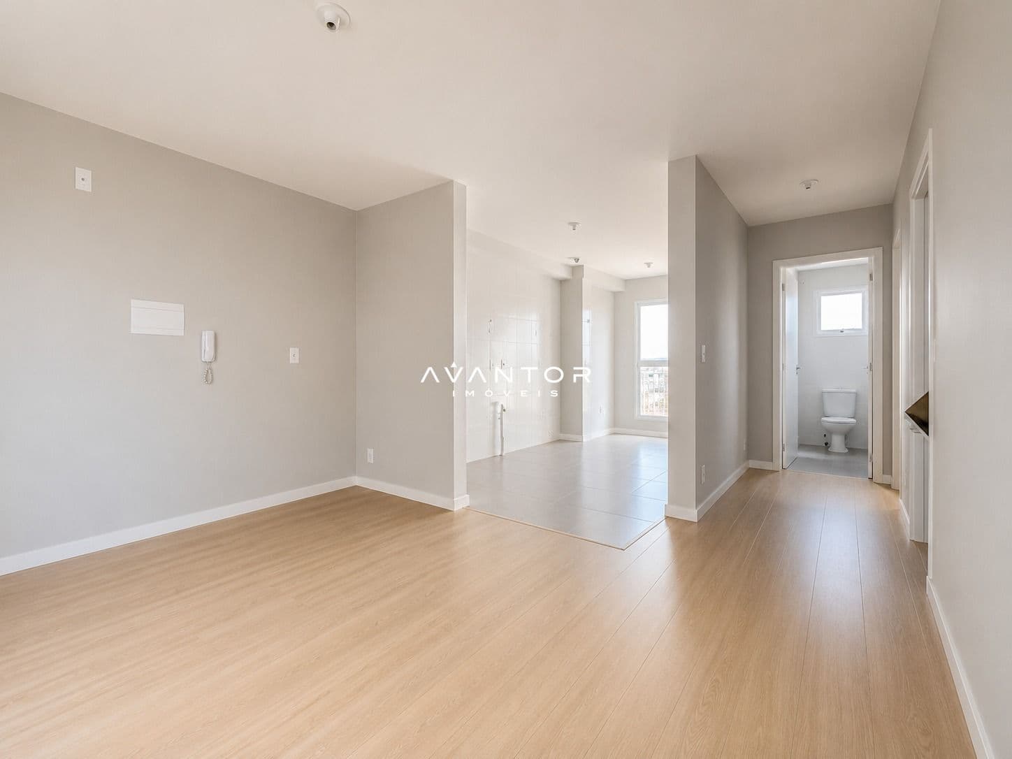 Apartamento com 2 quartos para alugar no Residencial Morada do leste, em Camobi, Santa Maria/RS — foto 2 de 7