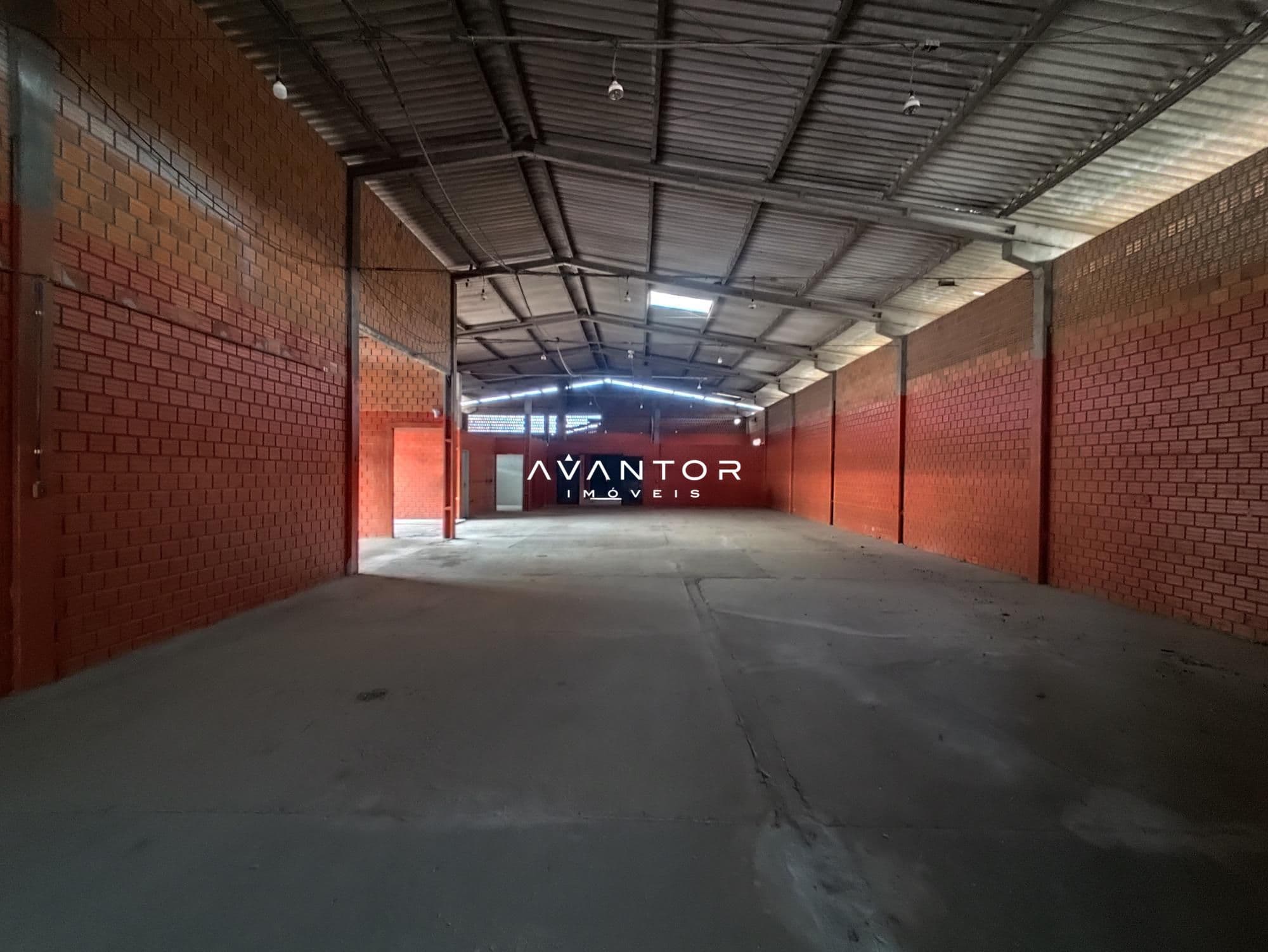 Sala Comercial com 10 salas para alugar em Nossa Senhora Medianeira, Santa Maria/RS — foto 11 de 25