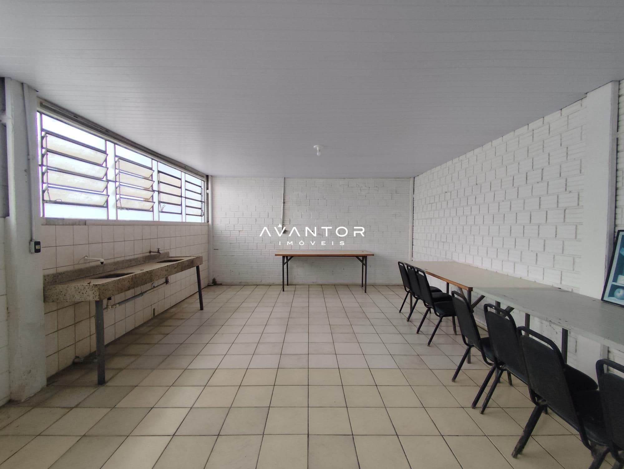 Sala Comercial com 10 salas para alugar em Nossa Senhora Medianeira, Santa Maria/RS — foto 16 de 25