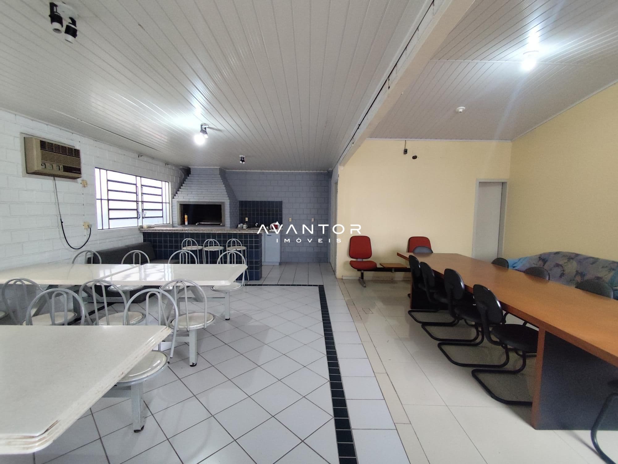 Sala Comercial com 10 salas para alugar em Nossa Senhora Medianeira, Santa Maria/RS — foto 20 de 25