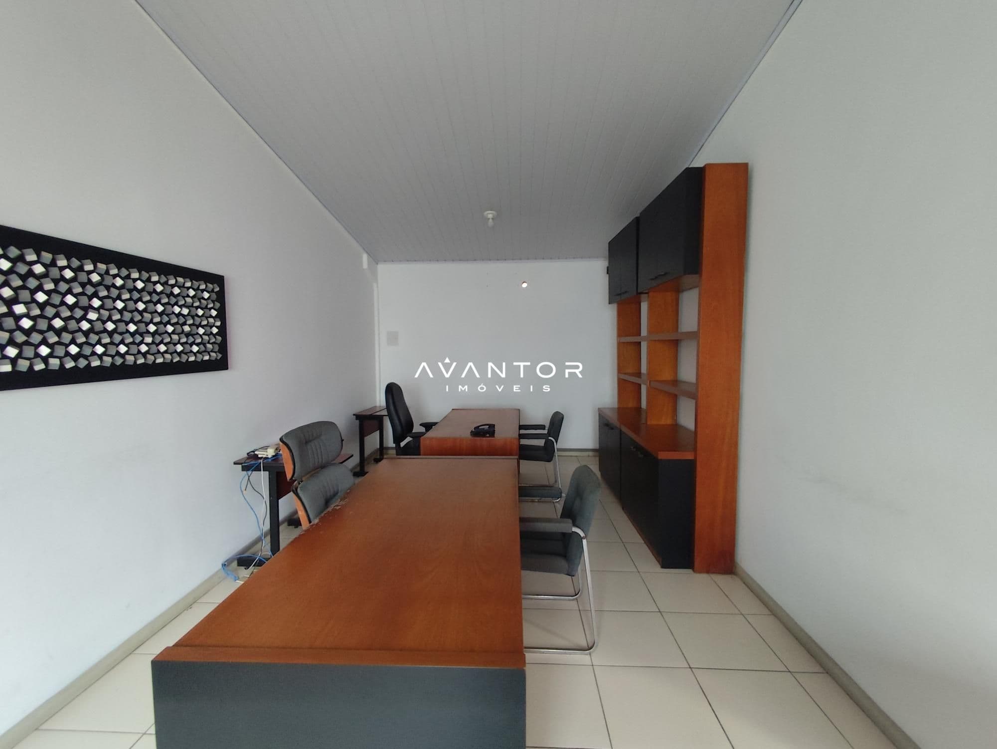 Sala Comercial com 10 salas para alugar em Nossa Senhora Medianeira, Santa Maria/RS — foto 24 de 25