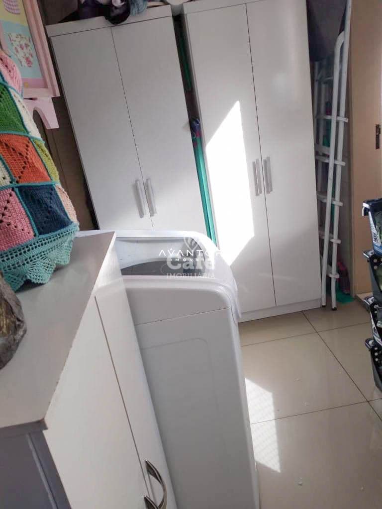 Apartamento 2 dormitórios, e 1 dependência de empregada, Bairro Fátima — Apartamento com 2 quartos à venda em Nossa Senhora de Fátima, Santa Maria/RS