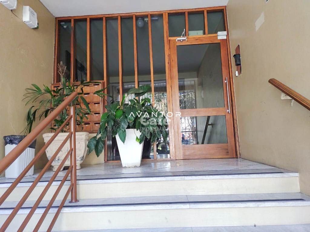 Apartamento 2 dormitórios, e 1 dependência de empregada, Bairro Fátima — Apartamento com 2 quartos à venda em Nossa Senhora de Fátima, Santa Maria/RS