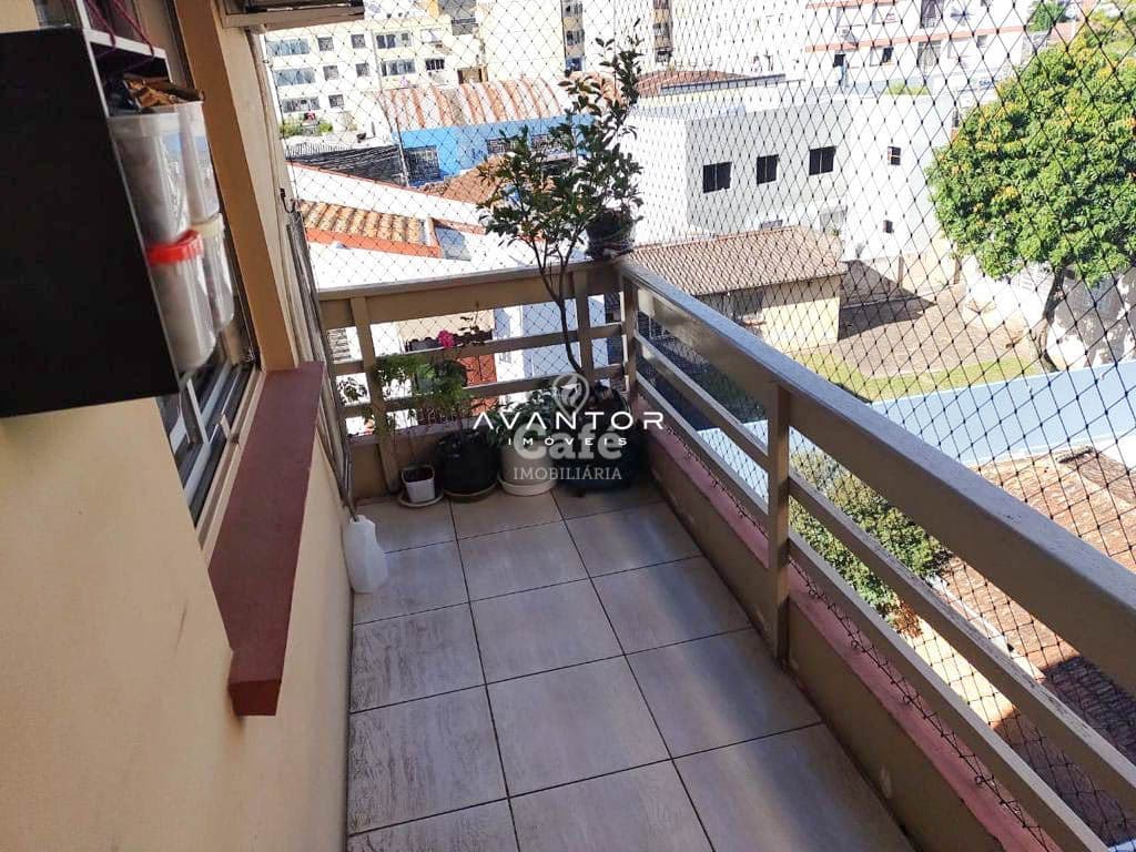 Apartamento 2 dormitórios, e 1 dependência de empregada, Bairro Fátima — Apartamento com 2 quartos à venda em Nossa Senhora de Fátima, Santa Maria/RS