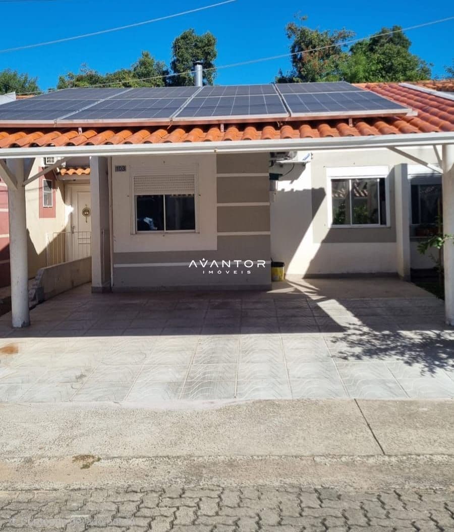 Fachada da casa com garagem — Casa de Condomínio com 3 quartos à venda no Residencial Terra Nova, em Cerrito, Santa Maria/RS