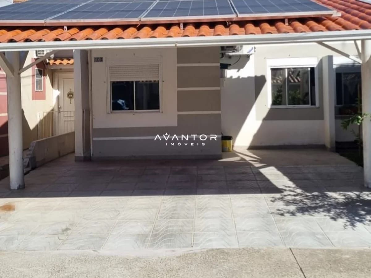 Fachada da casa com garagem — Casa de Condomínio com 3 quartos à venda no Residencial Terra Nova, em Cerrito, Santa Maria/RS