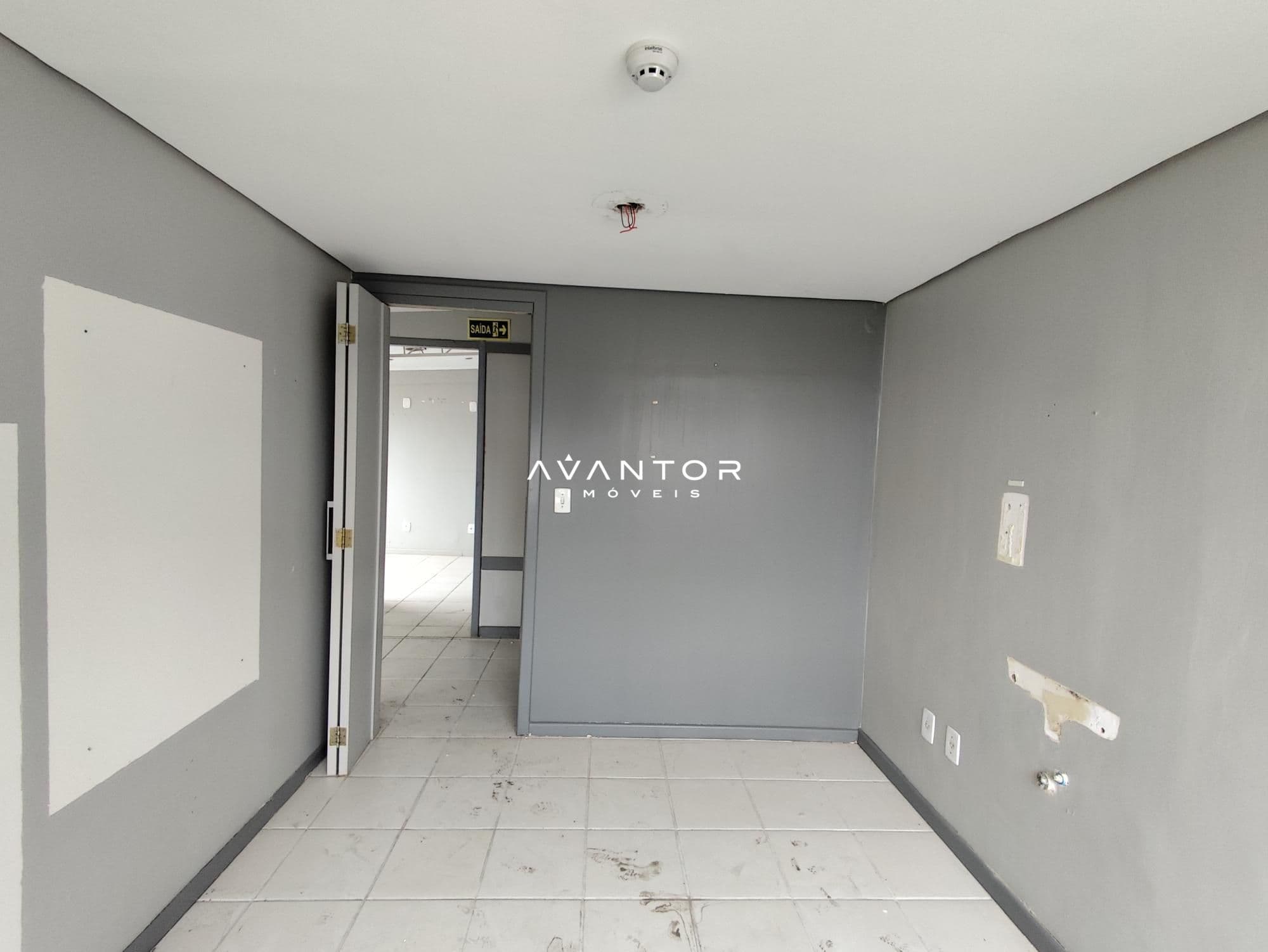 Sala Comercial com 6 salas à venda em Centro, Santa Maria/RS — foto 7 de 18