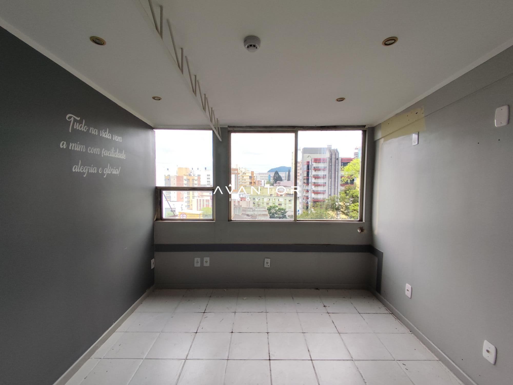 Sala Comercial com 6 salas à venda em Centro, Santa Maria/RS — foto 10 de 18