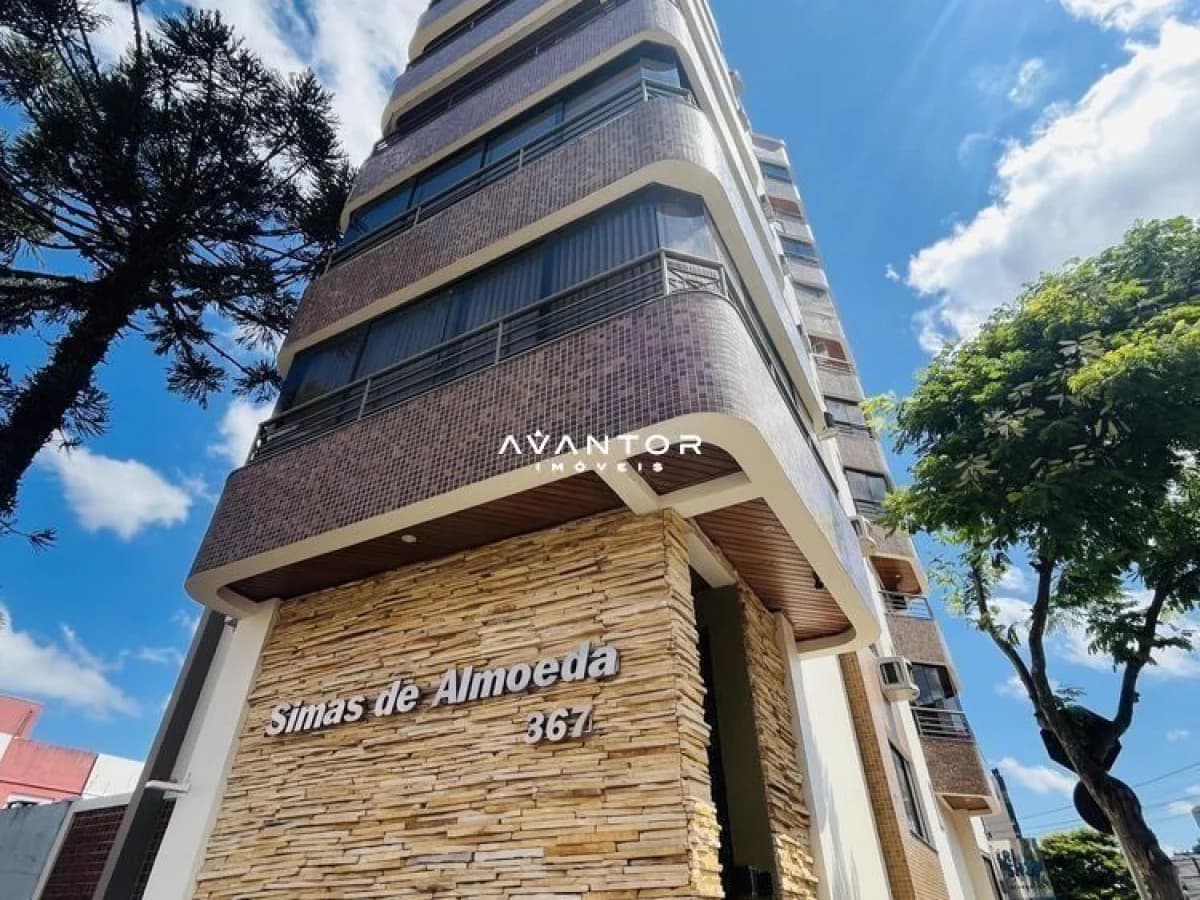 Fachada do prédio com sacadas — Apartamento com 2 quartos à venda em Nossa Senhora de Fátima, Santa Maria/RS