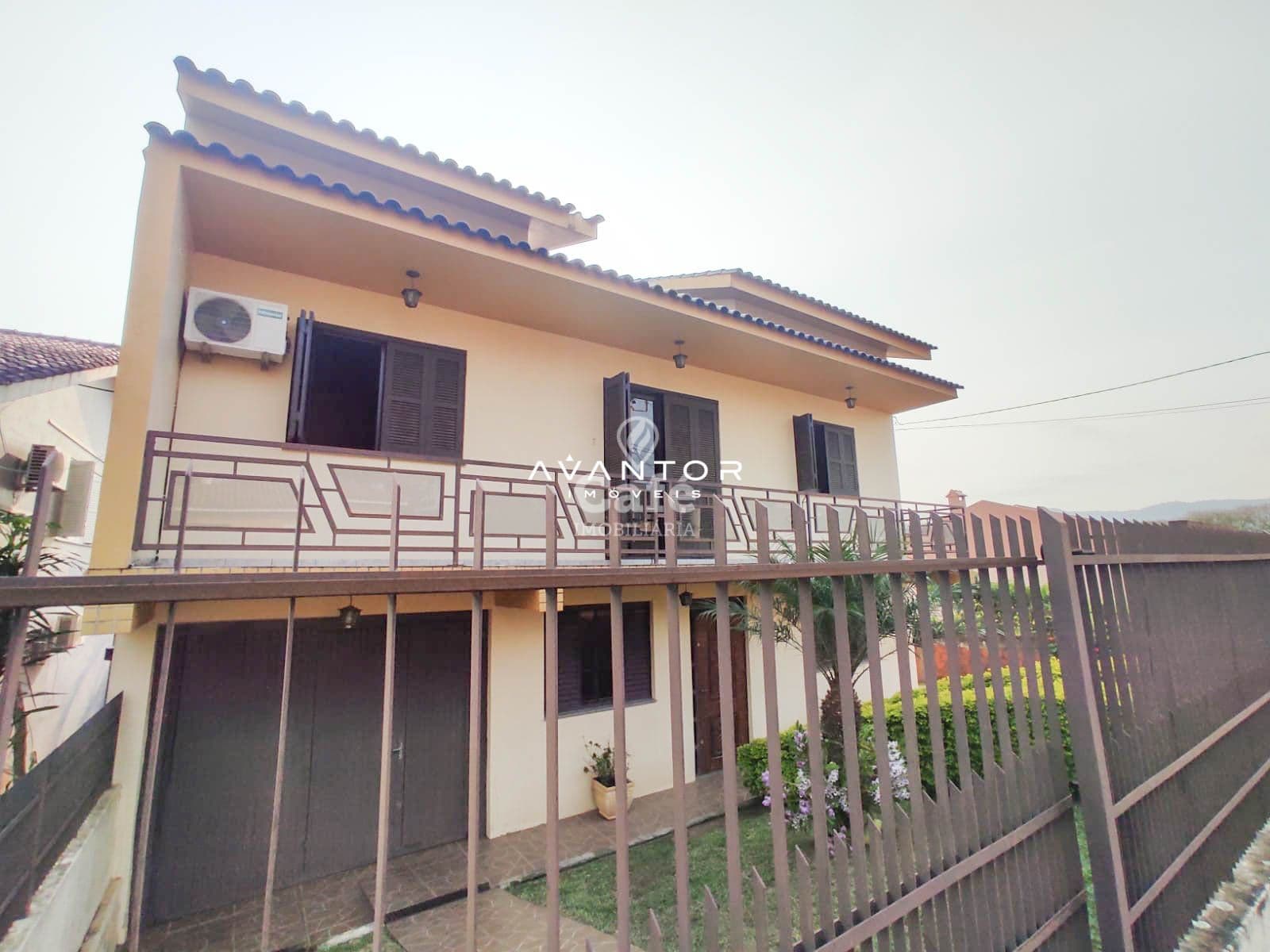 Ampla Casa no residencial Alto da colina à 100 metros da faixa velha de Camobi — Casa com 5 quartos à venda em Camobi, Santa Maria/RS
