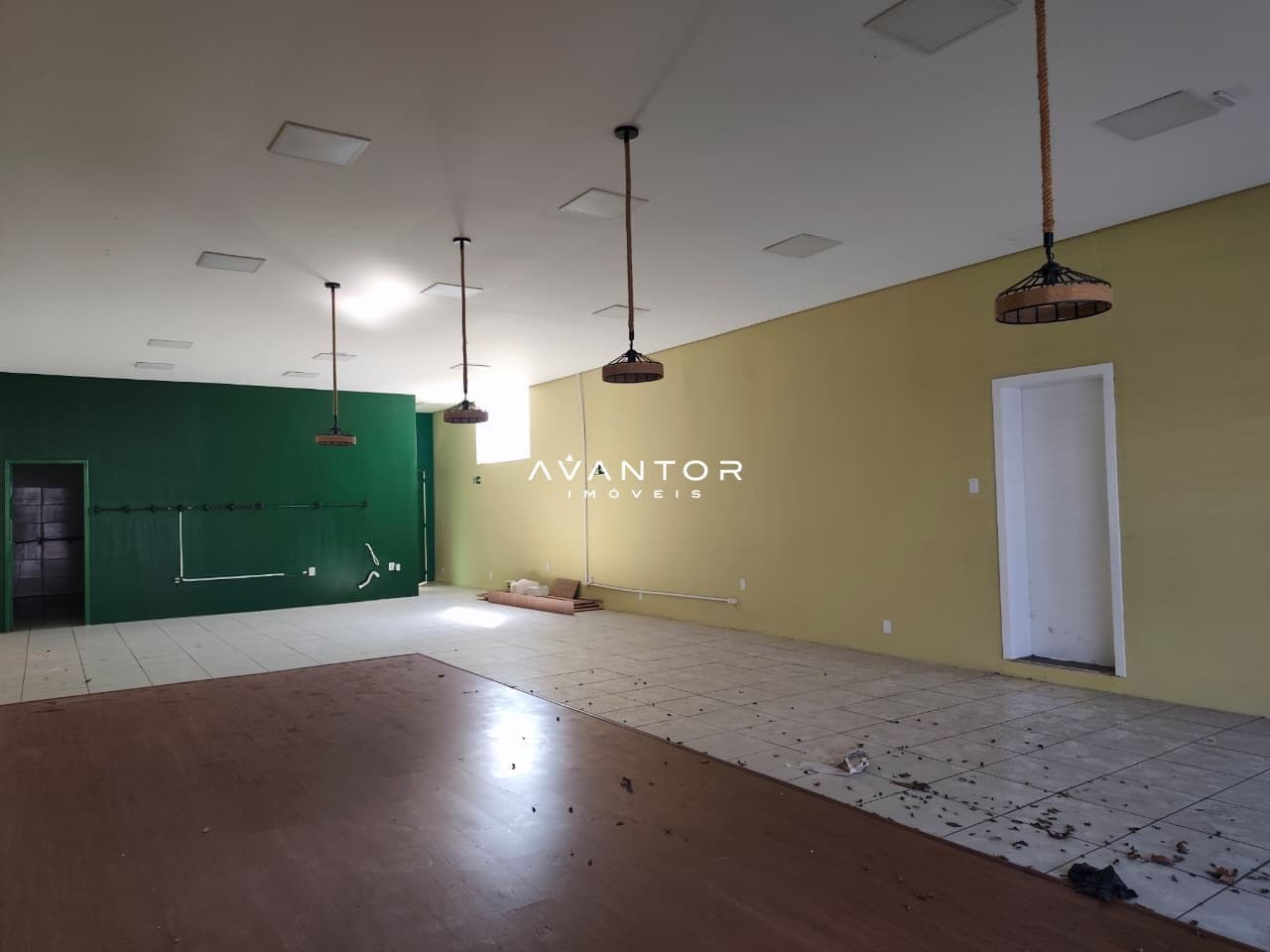 Loja com 1 sala para alugar em Centro, Santa Maria/RS — foto 3 de 27