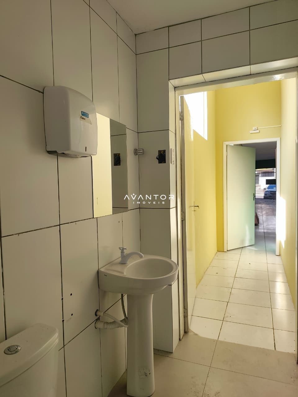 Loja com 1 sala para alugar em Centro, Santa Maria/RS — foto 10 de 27