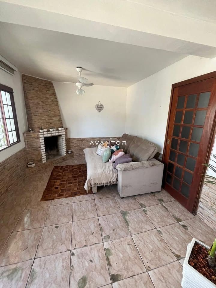 Casa com 4 quartos à venda em Nossa Senhora Medianeira, Santa Maria/RS — foto 2 de 13