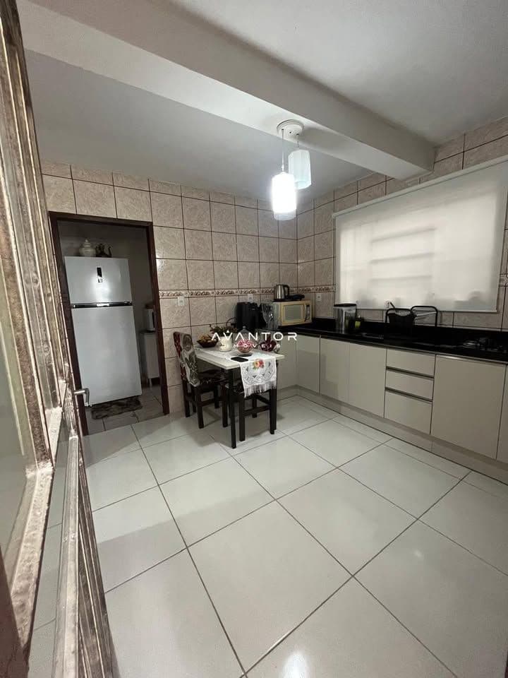 Casa com 4 quartos à venda em Nossa Senhora Medianeira, Santa Maria/RS — foto 3 de 13