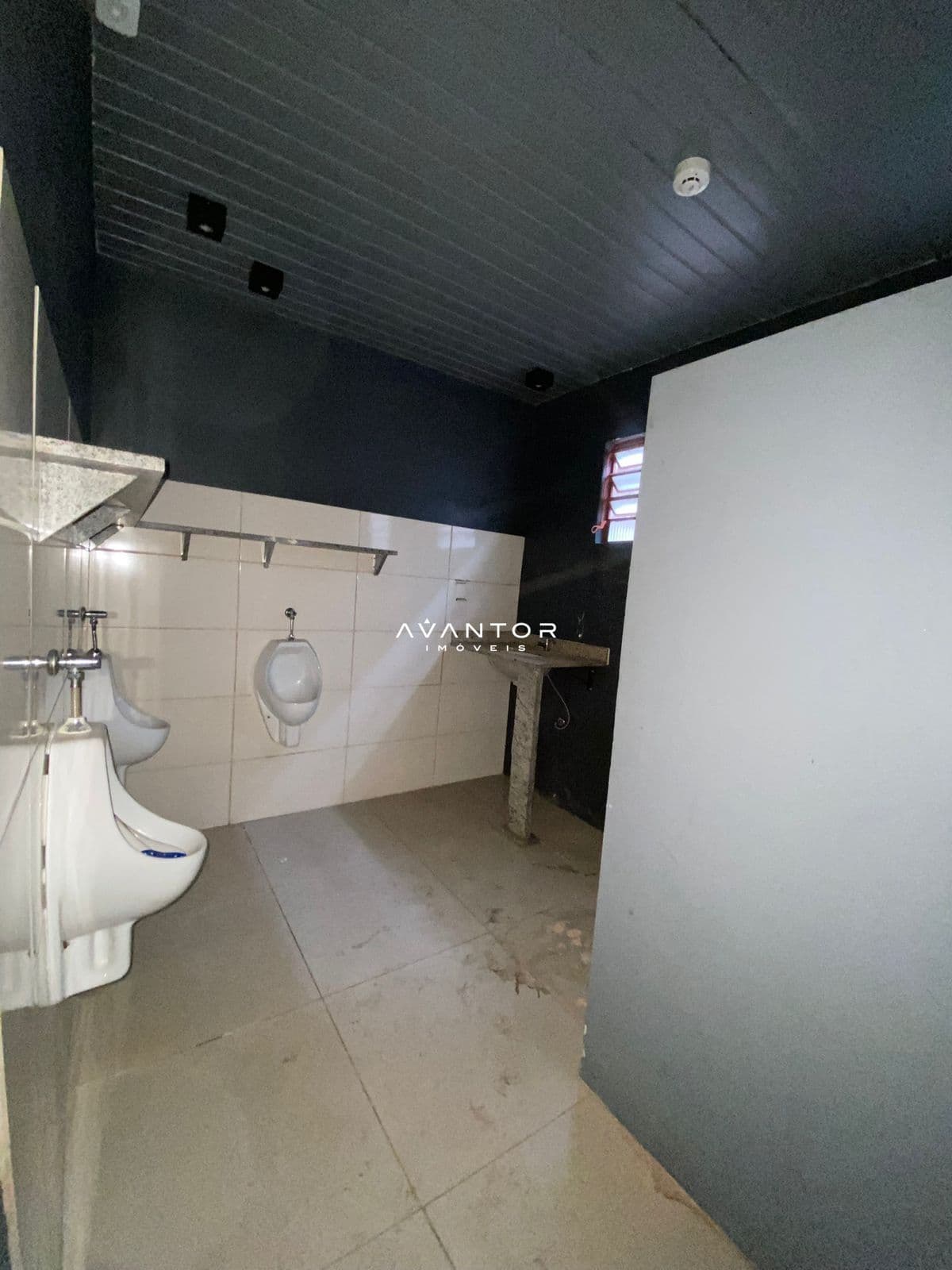 Pavilhão com 5 salas para alugar em Patronato, Santa Maria/RS — foto 13 de 15