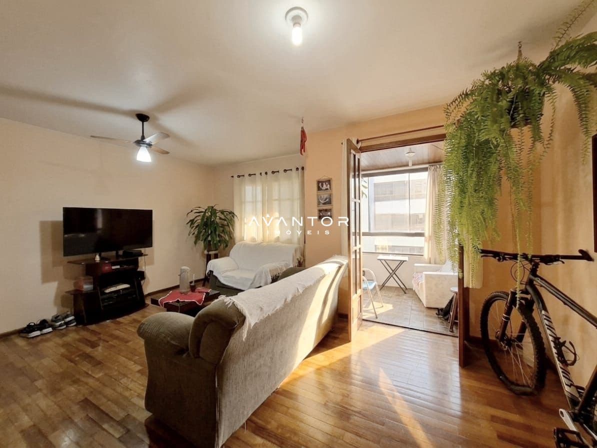 Apartamento com 3 quartos à venda no Edifício Eneida, em Camobi, Santa Maria/RS — foto 2 de 12