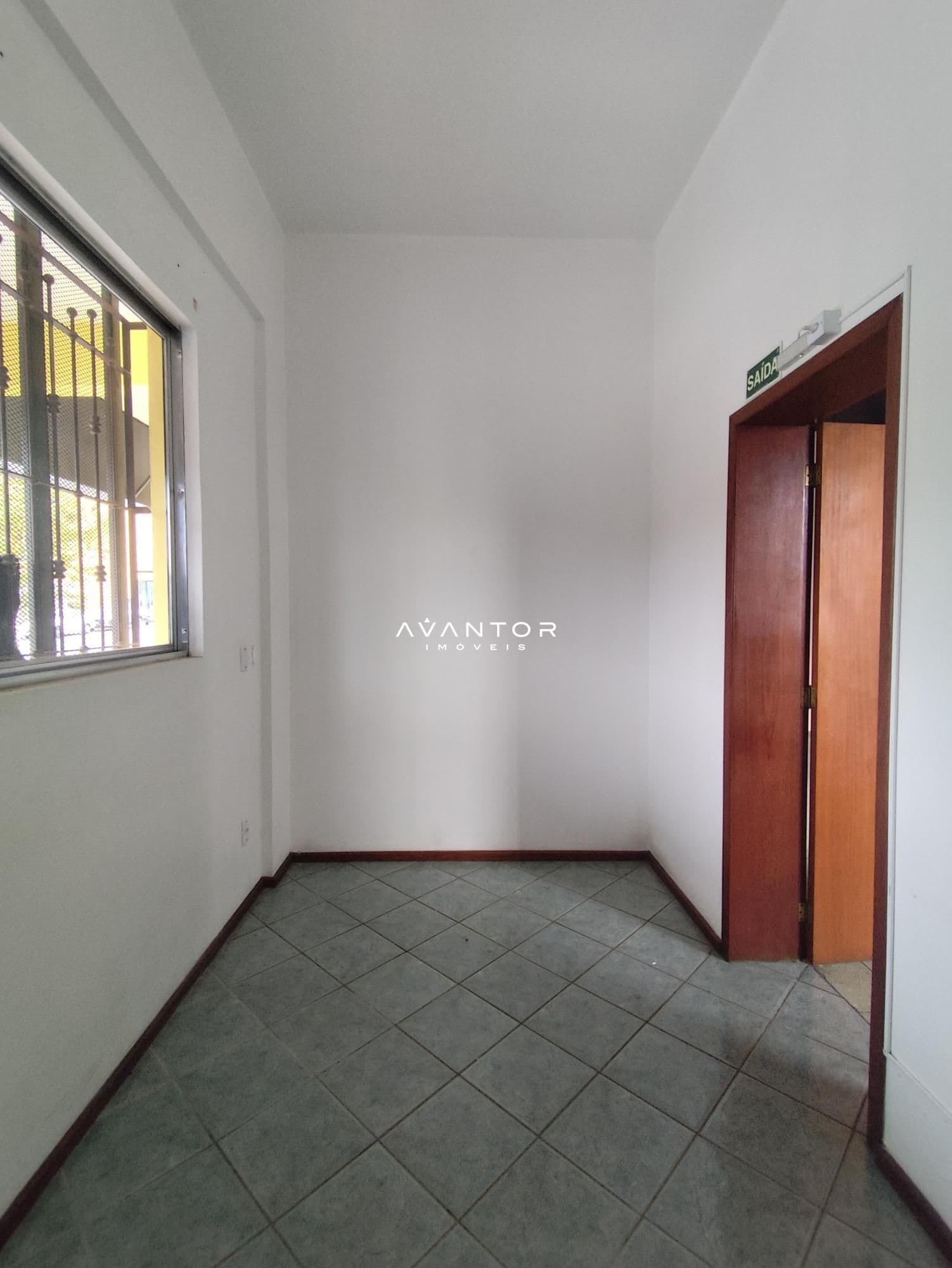 Sala Comercial com 1 sala para alugar em Nossa Senhora de Fátima, Santa Maria/RS — foto 4 de 7