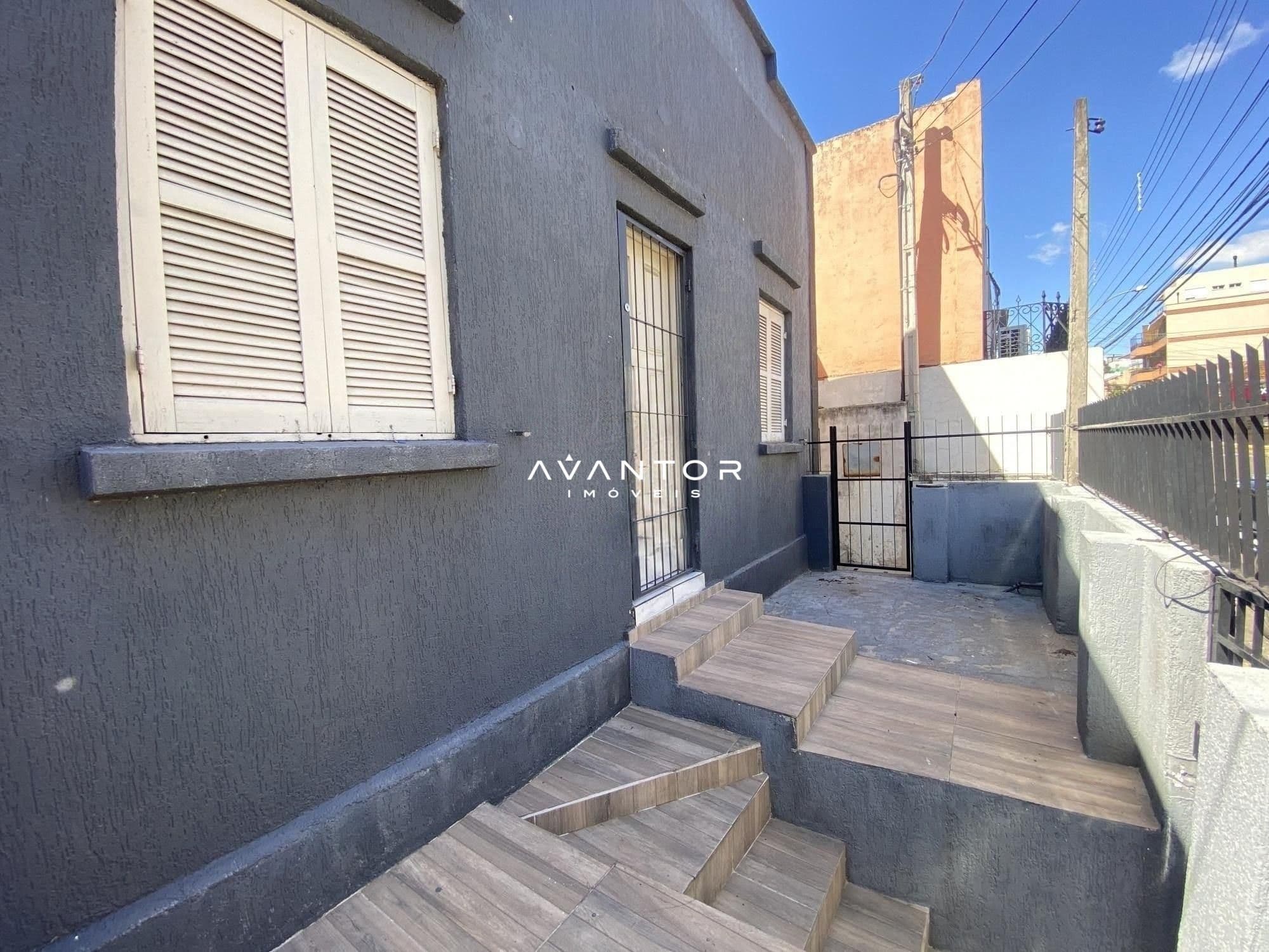 Casa com 3 quartos para alugar em Nossa Senhora de Fátima, Santa Maria/RS — foto 3 de 16