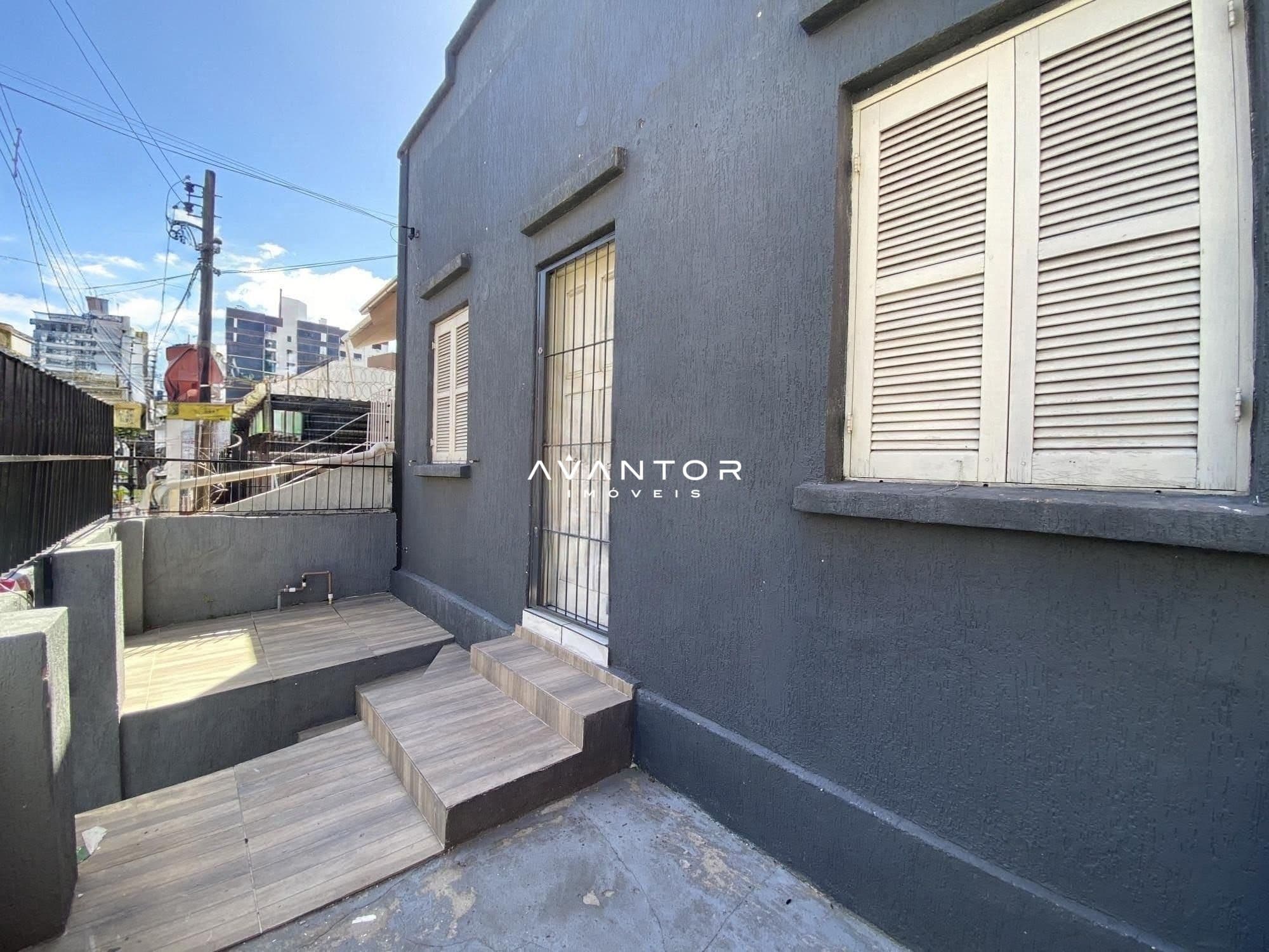 Casa com 3 quartos para alugar em Nossa Senhora de Fátima, Santa Maria/RS — foto 4 de 16