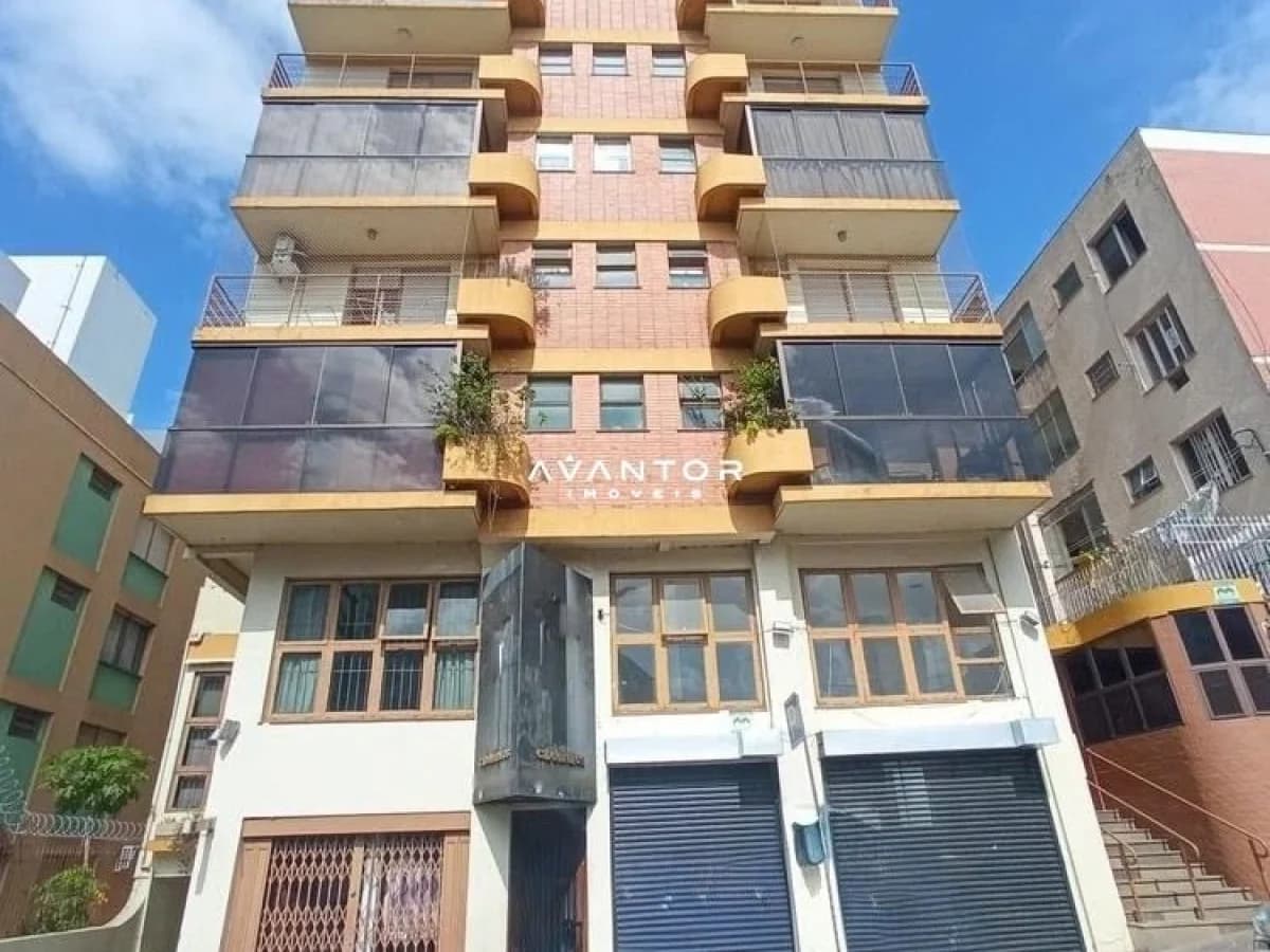 Fachada do prédio com sacadas — Apartamento com 2 quartos para alugar no Edificio Costa rica, em Centro, Santa Maria/RS
