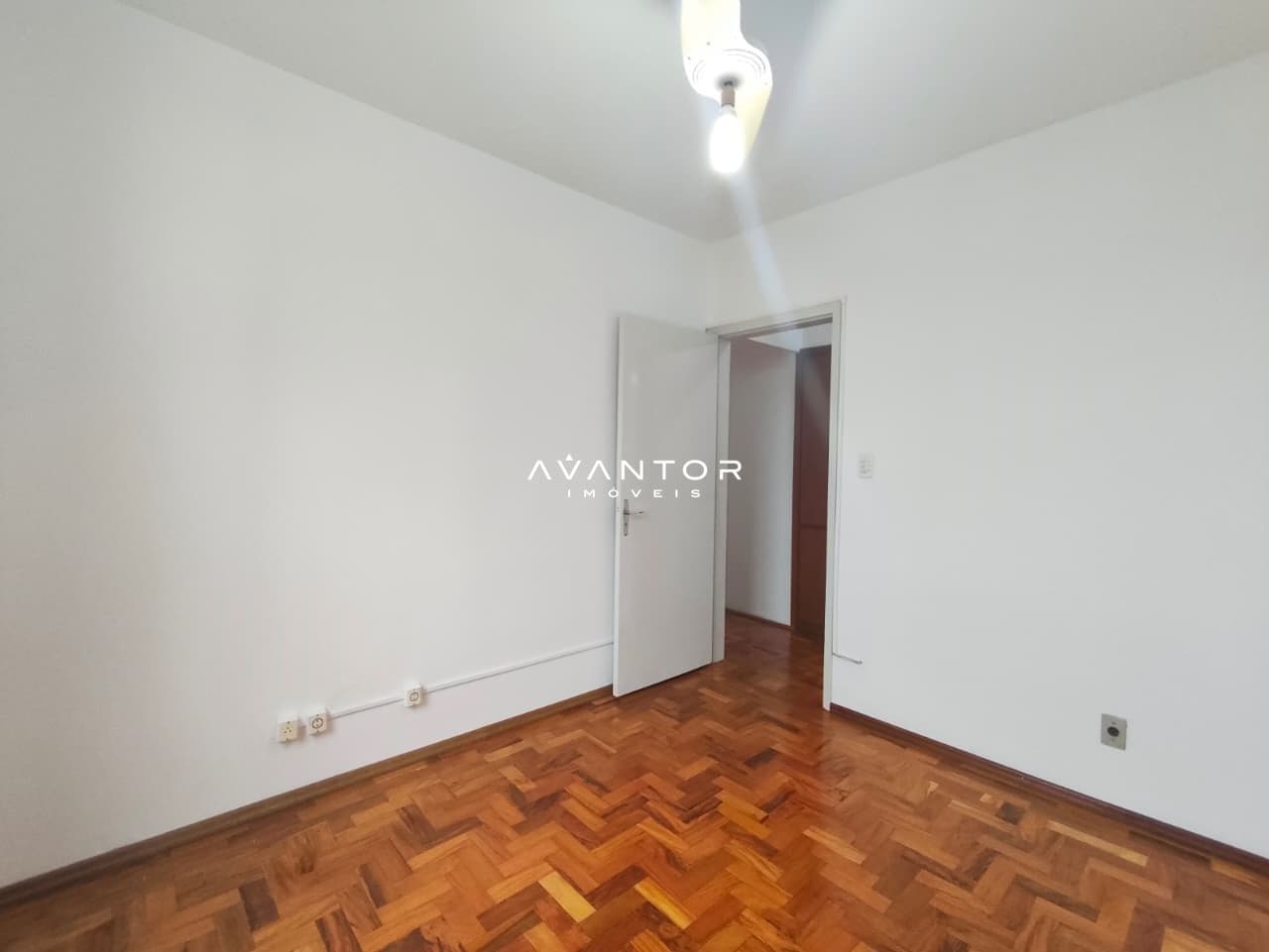Apartamento com 3 quartos para alugar no Edifício Iguaçu, em Nossa Senhora do Rosário, Santa Maria/RS — foto 17 de 30